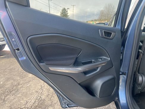 Used 2022 Ford EcoSport SE w/ SE Convenience Package image 21