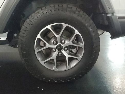 Used 2025 Jeep Wrangler Unlimited Sport AWD/4WD image 6