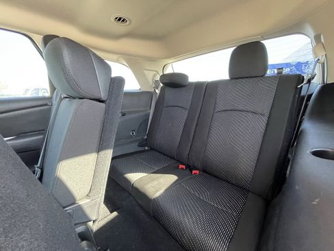 Used 2020 Dodge Journey SE w/ SE Popular Equipment Group image 28