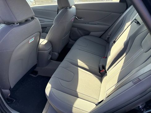 New 2026 Hyundai Elantra SEL Sport Premium FWD image 17