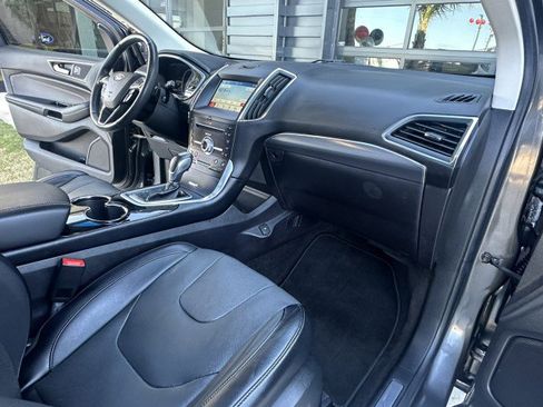 Used 2018 Ford Edge Titanium w/ Equipment Group 301A image 16