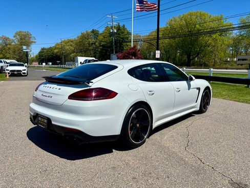 Used 2015 Porsche Panamera GTS AWD/4WD image 8