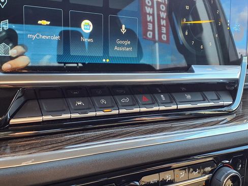 Used 2025 Chevrolet Silverado 1500 LT image 17