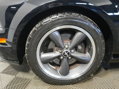 Used 2008 Ford Mustang GT Premium image 9
