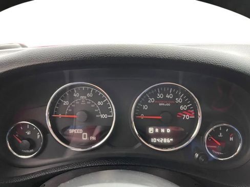 Used 2017 Jeep Wrangler Unlimited Rubicon AWD/4WD image 24