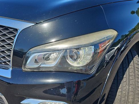 Used 2017 INFINITI QX80 4WD w/ Driver Assistance Package image 32