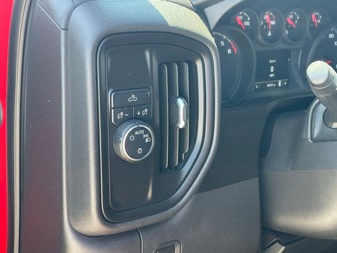 Used 2021 Chevrolet Silverado 1500 Custom image 7