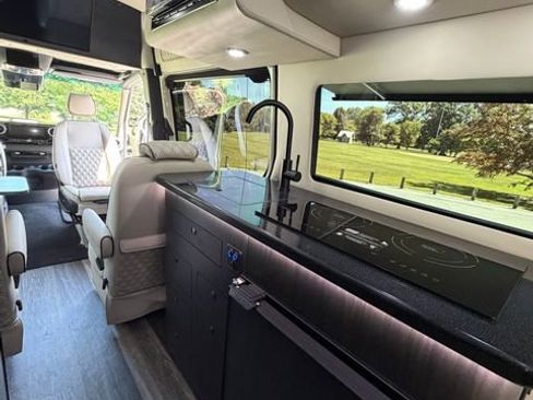 New 2025 Mercedes-Benz Sprinter 3500 image 34