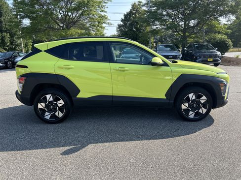 Certified 2025 Hyundai Kona SEL AWD/4WD image 4