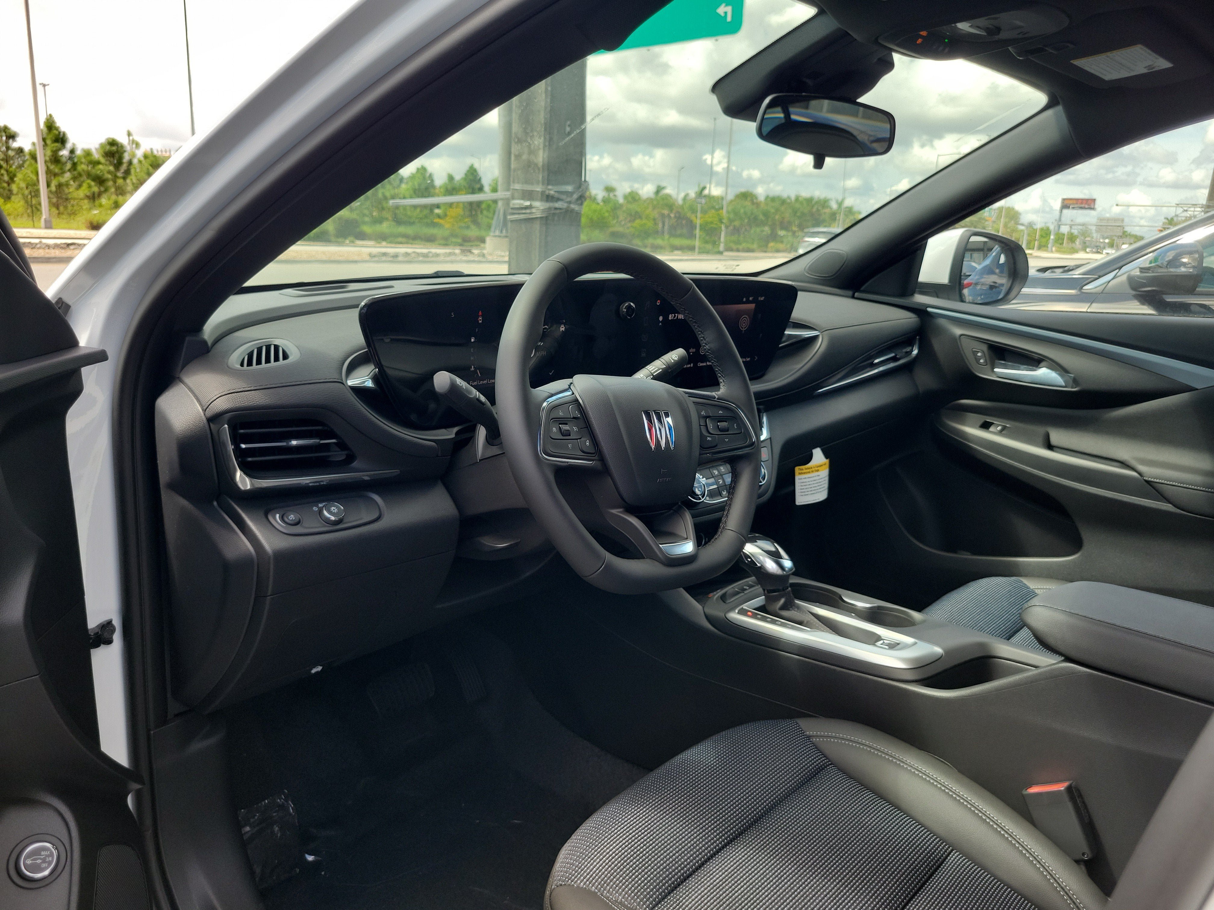 New 2026 Buick Envista Sport Touring w/ Convenience I Package FWD image 7