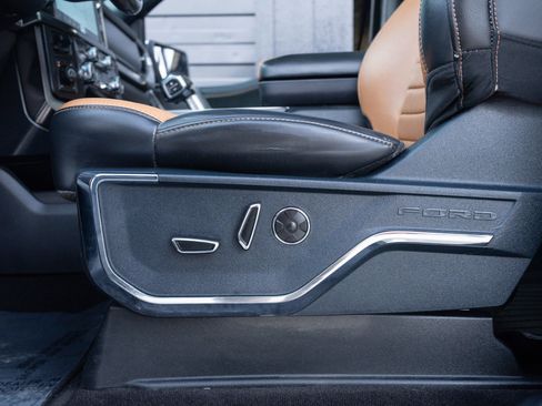 Used 2021 Ford F150 Platinum image 26