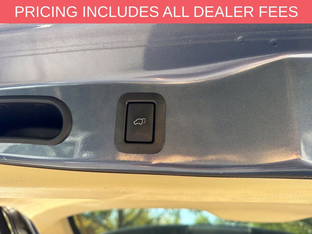 Used 2015 Toyota Highlander XLE FWD image 7