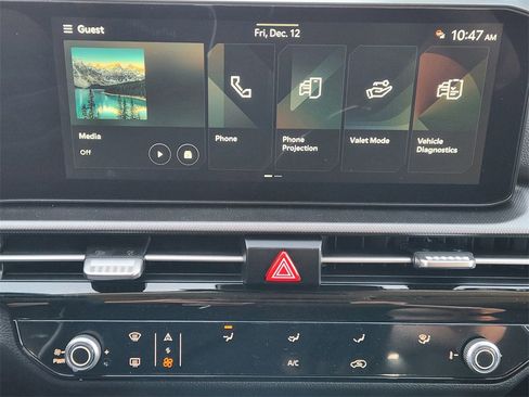 New 2026 Kia Sportage LX image 13