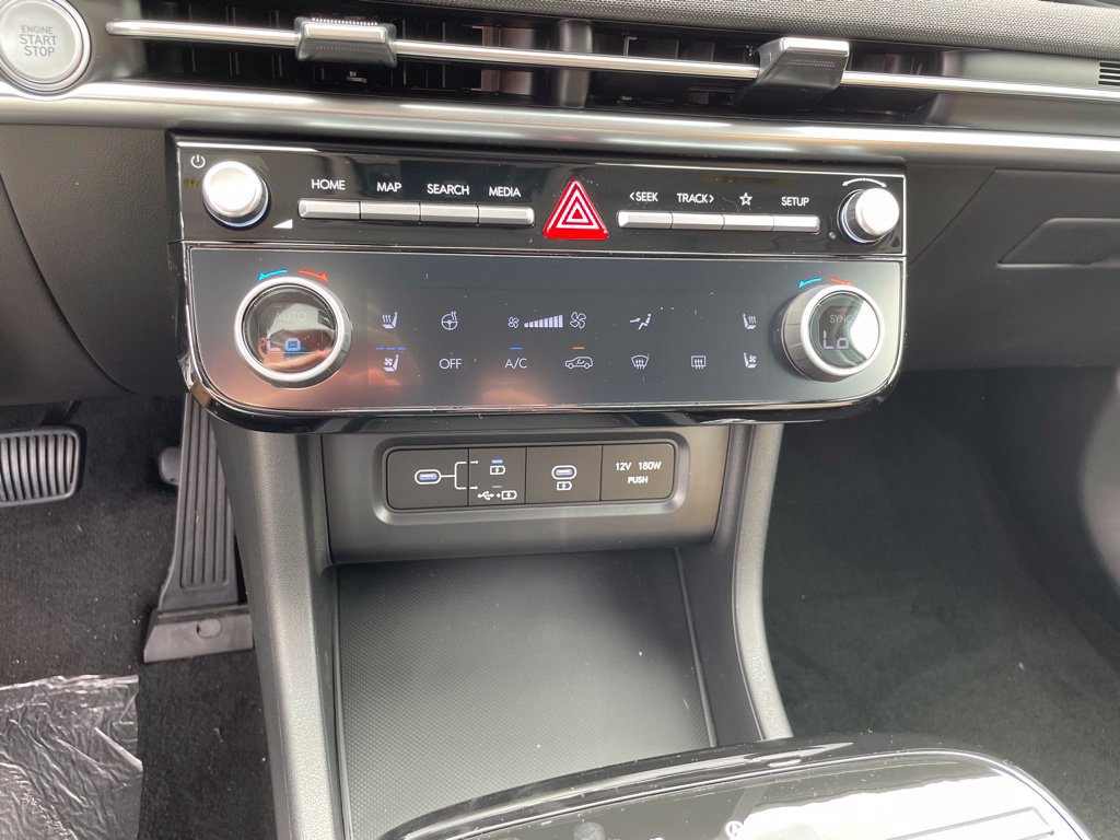 New 2026 Hyundai Tucson Limited FWD image 20