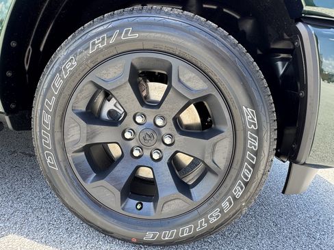 New 2026 RAM 1500 Big Horn AWD/4WD image 14
