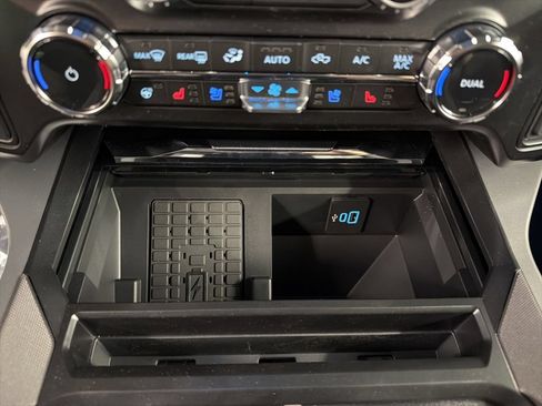 New 2026 Ford F350 Lariat w/ Black Appearance Package AWD/4WD image 15