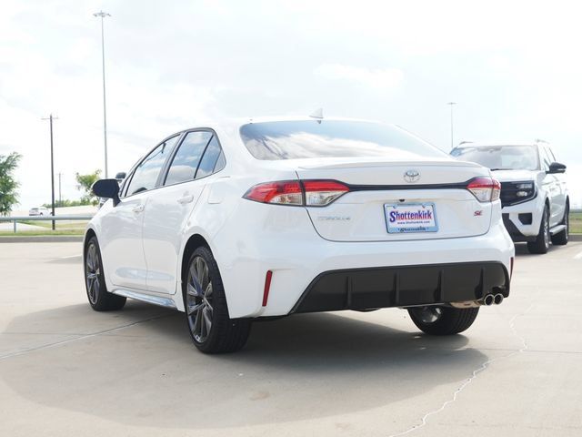Used 2026 Toyota Corolla SE FWD image 6