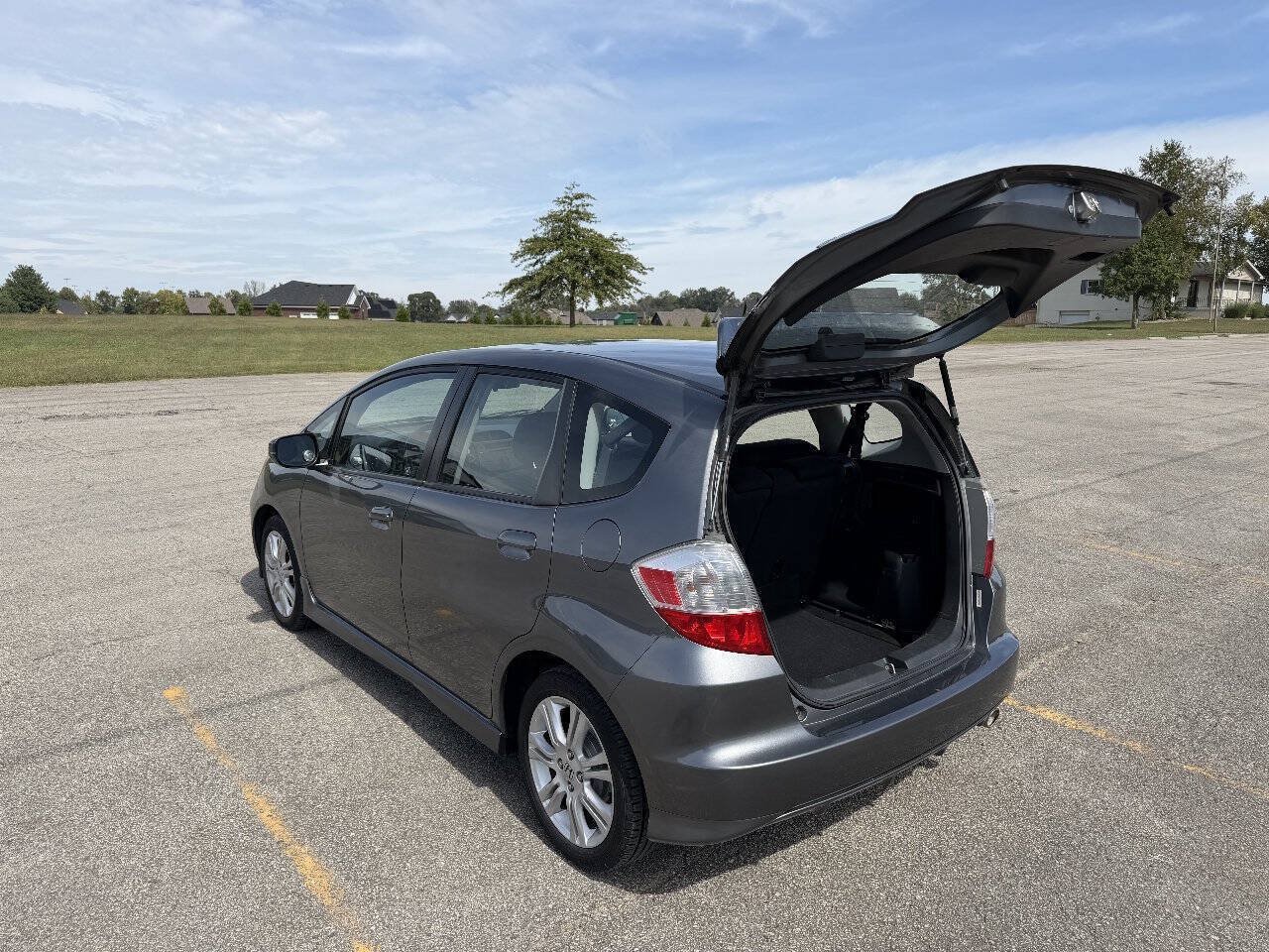 Used 2011 Honda Fit Sport image 6
