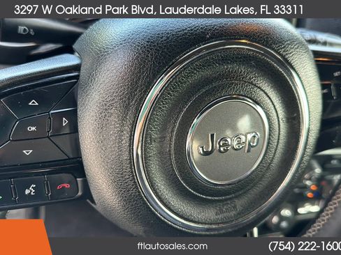 Used 2021 Jeep Renegade Latitude image 53