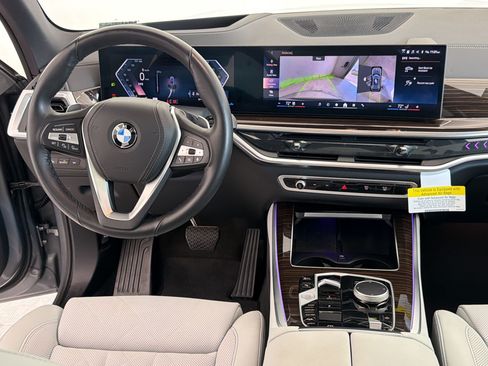 Used 2026 BMW X5 xDrive40i AWD/4WD image 29
