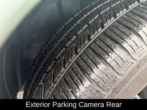 Used 2018 Subaru Forester 2.5i Premium w/ All-Weather Package image 10