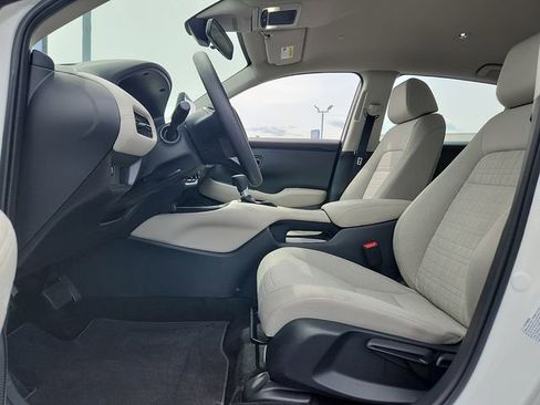 Used 2025 Honda HR-V LX image 13