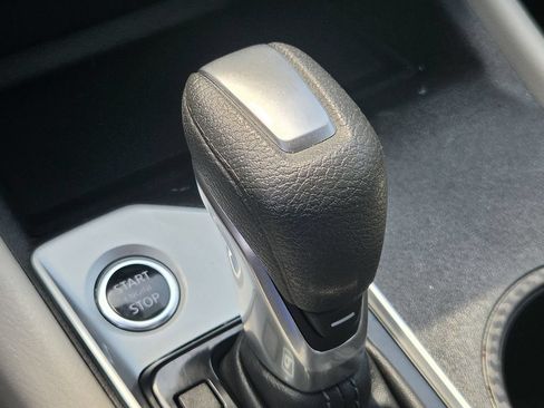 Used 2025 Nissan Altima 2.5 SV FWD image 20