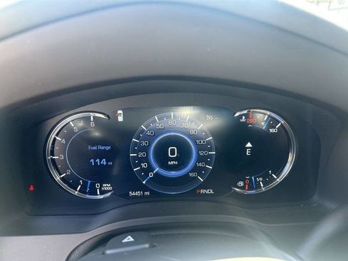 Used 2019 Cadillac Escalade Platinum image 22