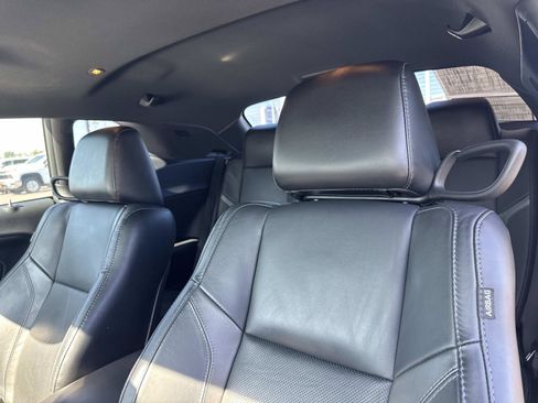 Used 2015 Dodge Challenger SXT Plus image 17
