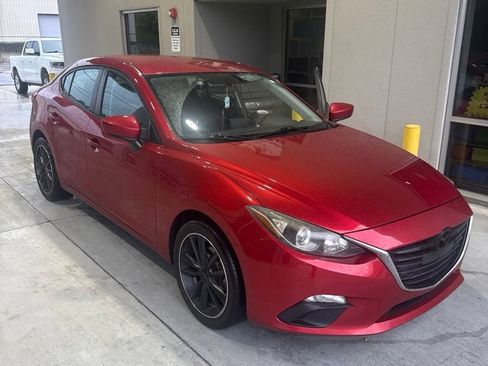Used 2015 MAZDA MAZDA3 i Sport FWD image 3