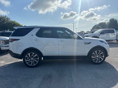 Used 2019 Land Rover Discovery HSE AWD/4WD image 4