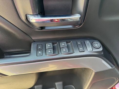 Used 2018 Chevrolet Silverado 1500 LT w/ All Star Edition AWD/4WD image 13