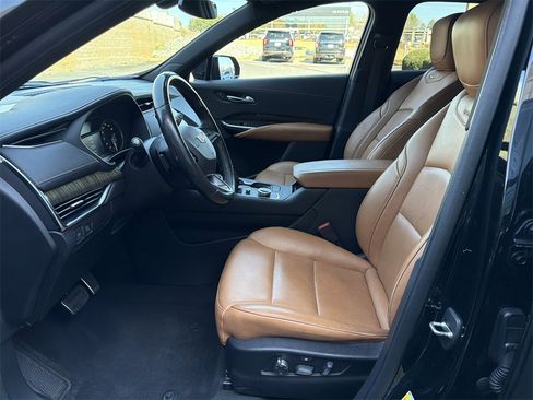 Used 2019 Cadillac XT4 Sport image 9