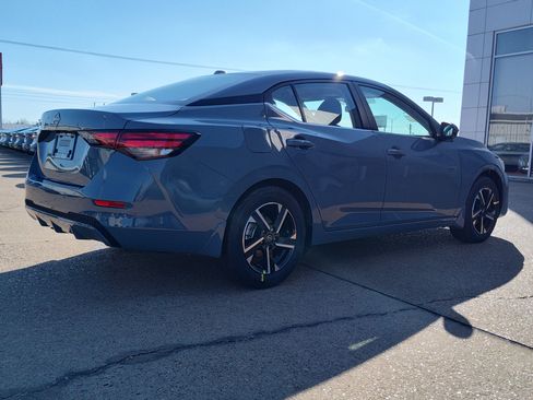 New 2025 Nissan Sentra SV w/ All-Weather Package image 4