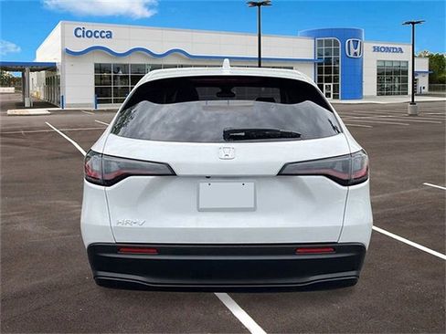 New 2026 Honda HR-V LX image 4