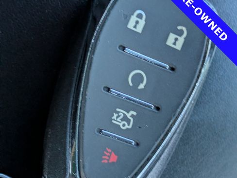 Used 2018 Chevrolet Camaro LT RWD image 29