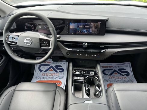Used 2025 Nissan Murano SV FWD image 10