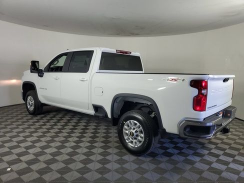 New 2026 Chevrolet Silverado 2500 LT w/ Safety Package AWD/4WD image 6