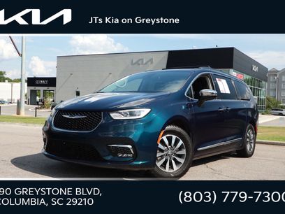Used 2023 Chrysler Pacifica Limited