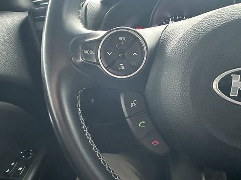 Used 2017 Kia Soul + w/ Designer's Package image 27