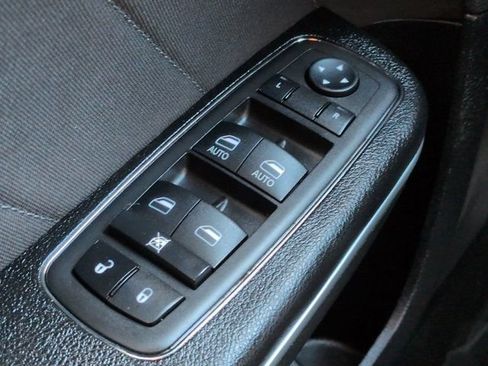 Used 2023 Dodge Charger SXT RWD image 20