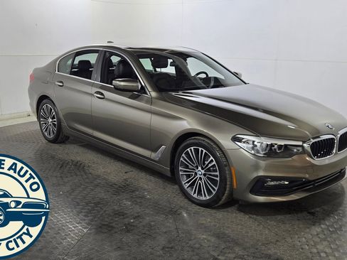 Used 2018 BMW 530i xDrive w/ Premium Package image 1