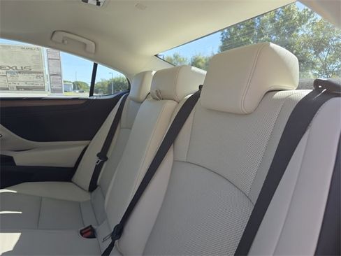 New 2025 Lexus ES 350 w/ Premium Package image 16