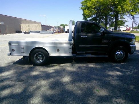 Used 2017 RAM 3500 SLT w/ Quick Order Package 29G SLT AWD/4WD image 6
