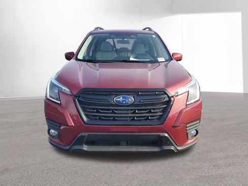 Used 2022 Subaru Forester Premium image 16