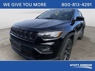 Used 2023 Jeep Compass Altitude w/ Sun and Sound Group 360° Tour