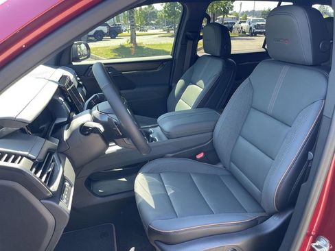 New 2026 GMC Acadia AT4 w/ Luxury Package AWD/4WD image 19