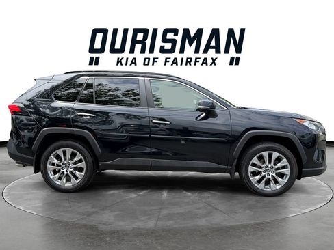 Used 2019 Toyota RAV4 Limited w/ Advanced Technology Package AWD/4WD image 7