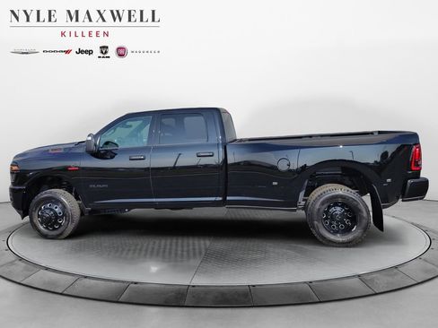 New 2026 RAM 3500 Big Horn AWD/4WD image 13