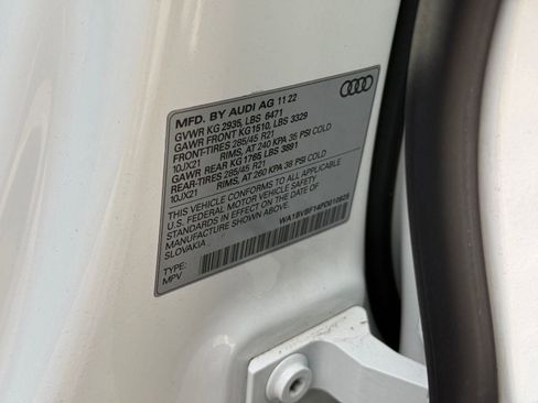 Used 2023 Audi Q8 Premium Plus w/ Premium Plus Package image 21